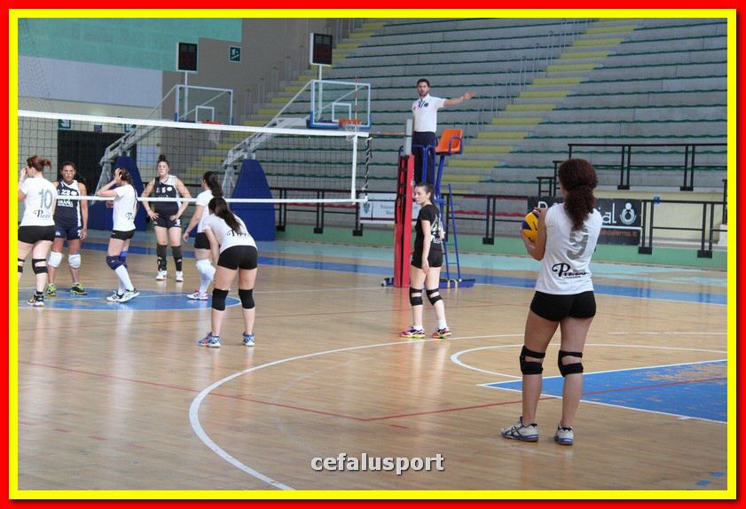 150614 volley 375_tn.jpg